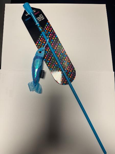 hem and boo cat wand with fish