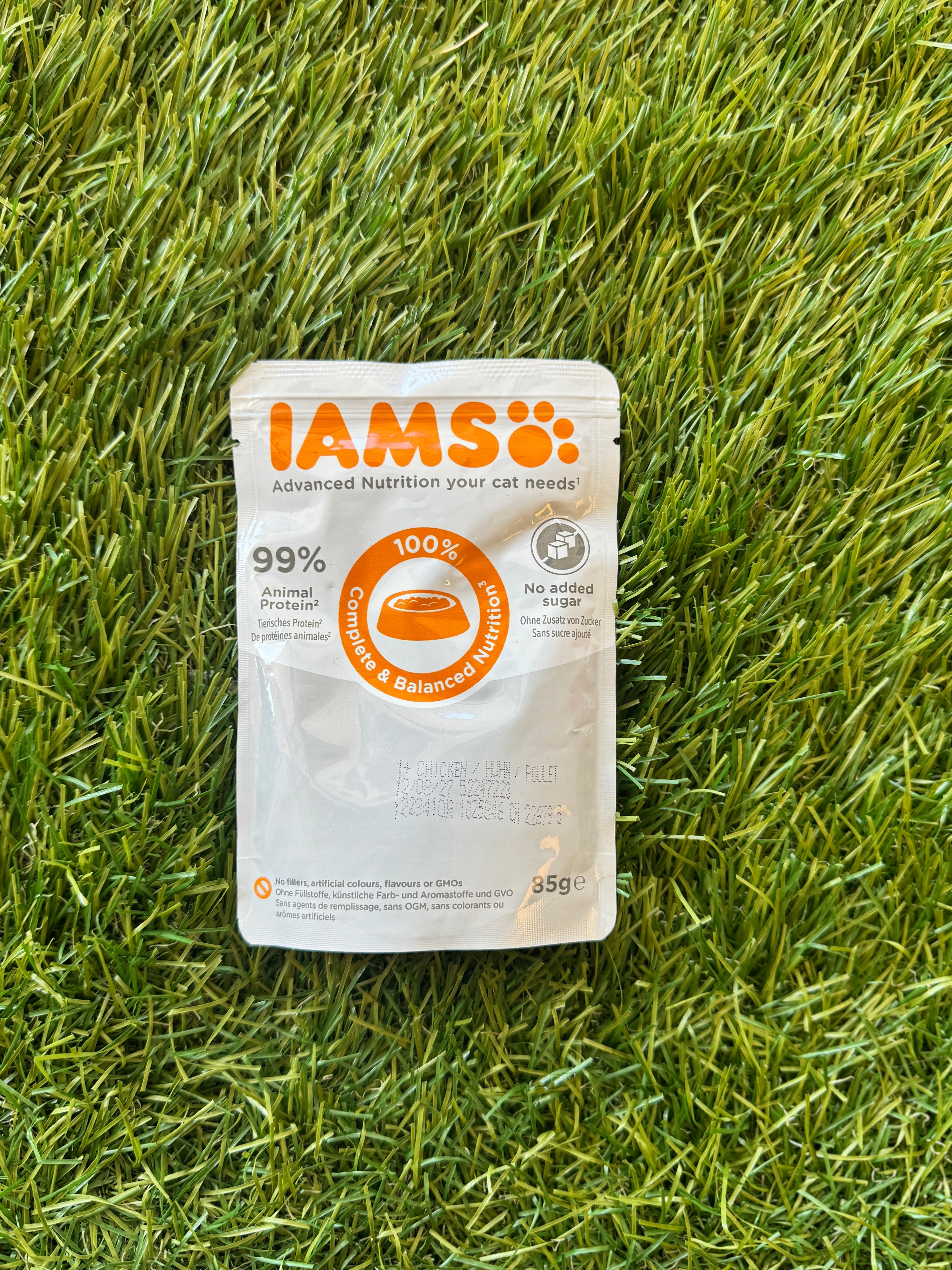IAMS WET CAT FOOD