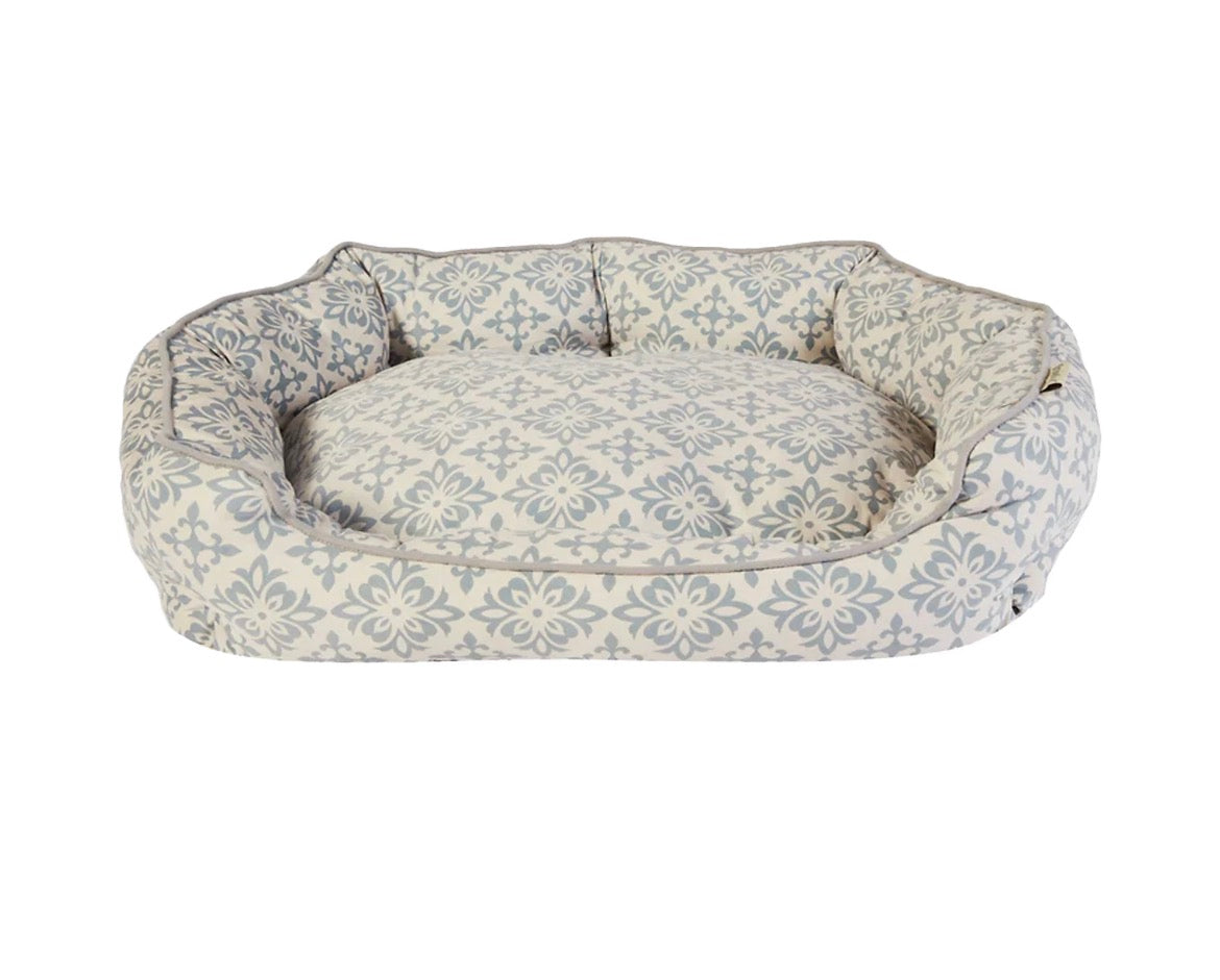 Dream Paws Scalloped Pet Bed Extra Large Grey