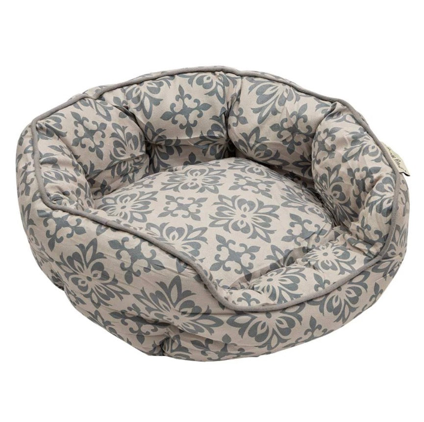 Dream Paws Scalloped Bed Small